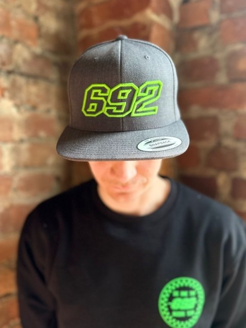 Czapka z daszkiem Duzers Szara Pełna U